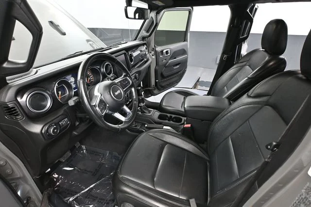 Certified Used 2022 Gray Jeep Unlimited Sahara Altitude image 22