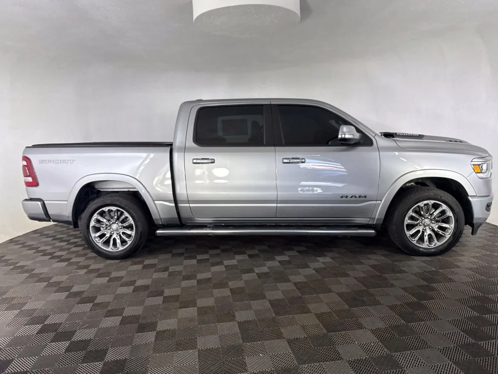 Used 2020 Silver Ram Laramie image 4