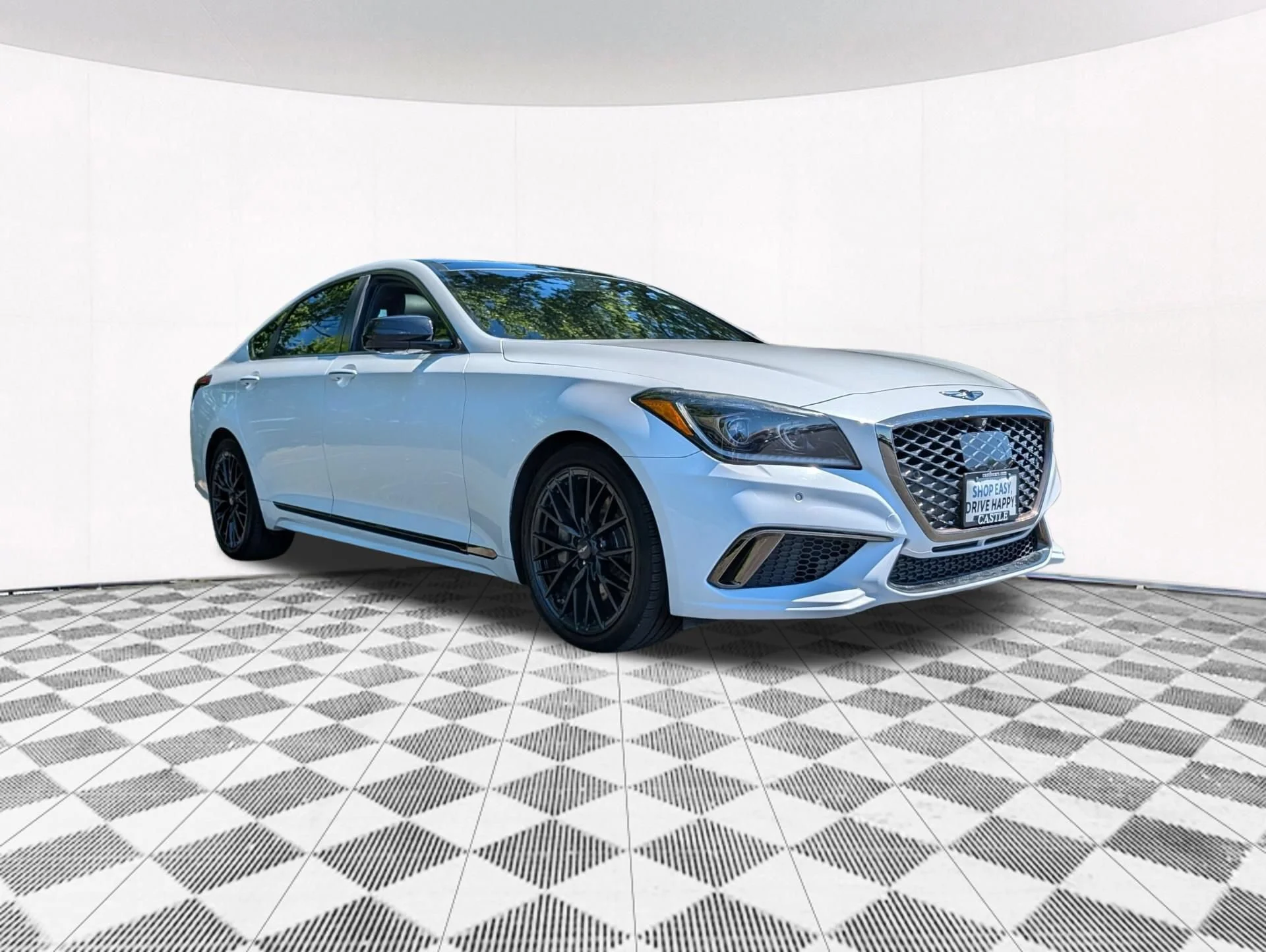 Used 2018 White Genesis 3.3T Sport image 20