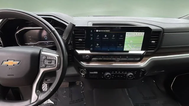 Used 2025 Cypress Gray Chevrolet LT image 13