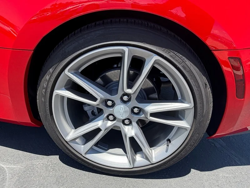 Used 2021 RED HOT Chevrolet 1LT image 22