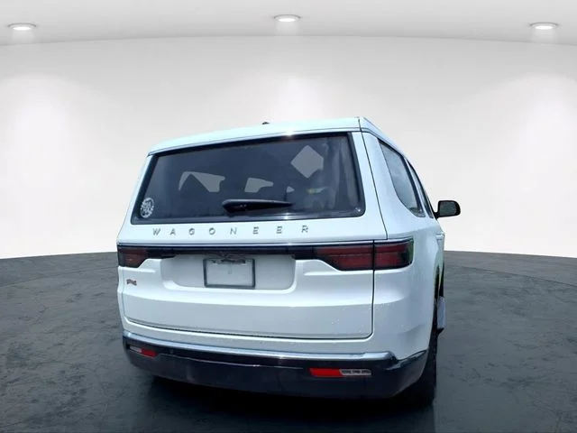 Used 2024 White Jeep Base image 17