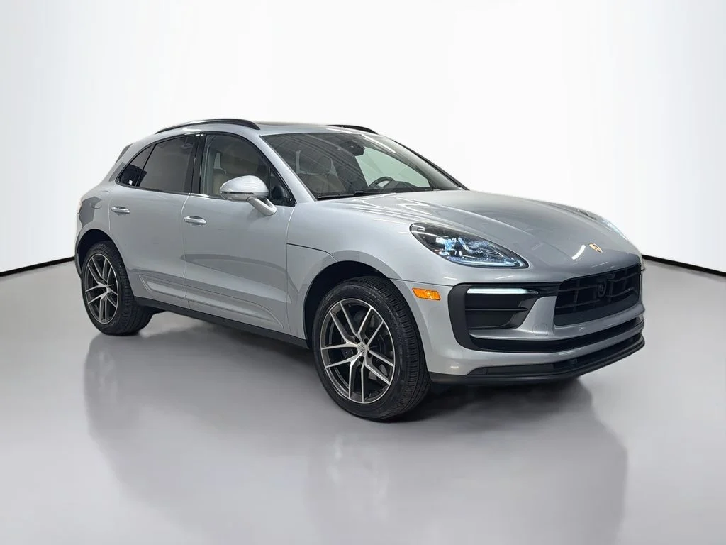 Certified Used 2025 Dolomite Silver Metallic Porsche  image 7