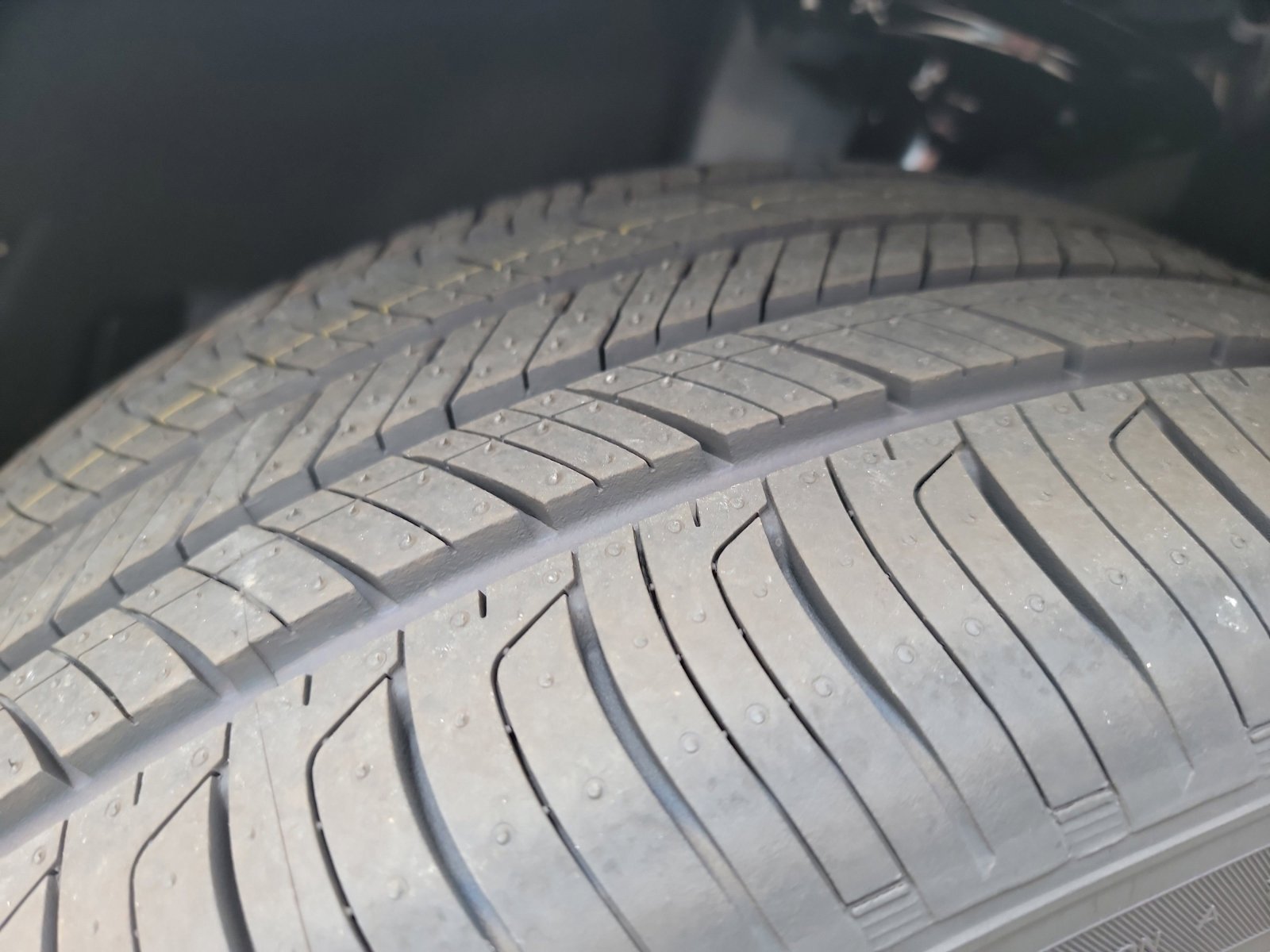 Used 2025 Silver Honda SE image 31