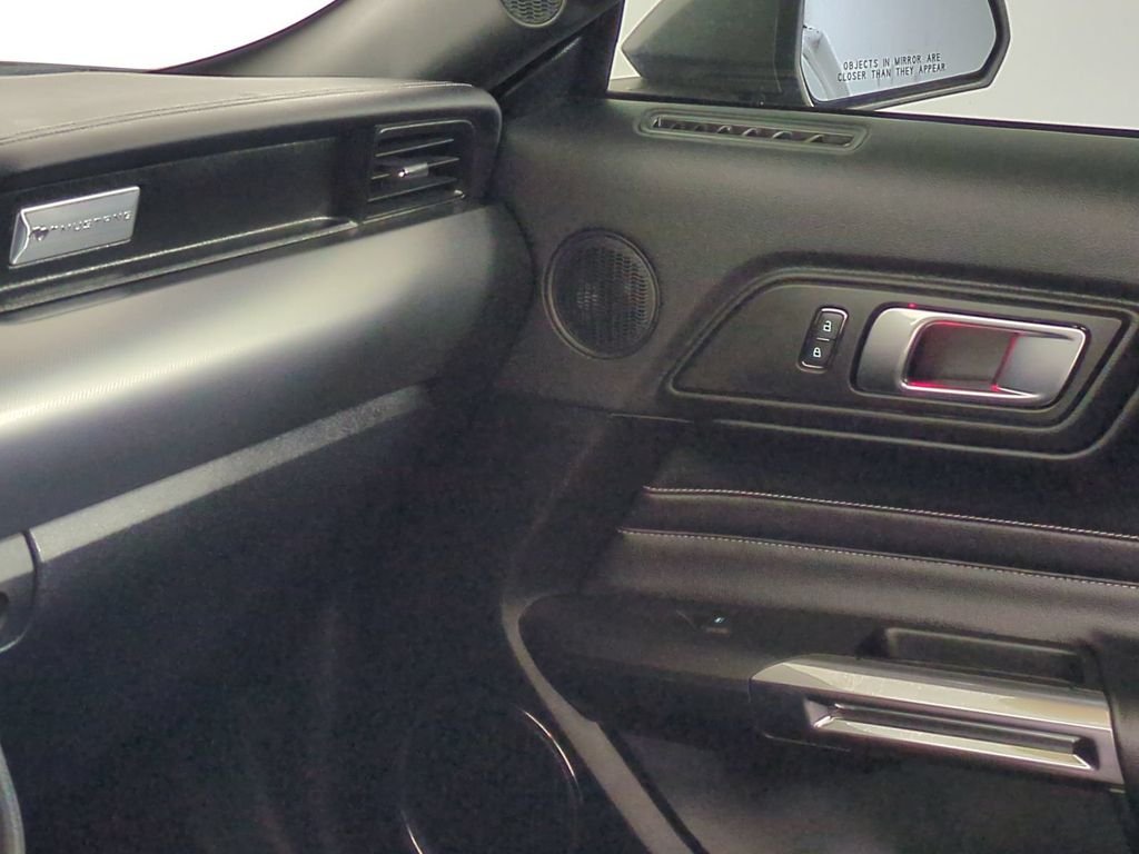 2021 Ford Mustang GT Premium - Photo 17