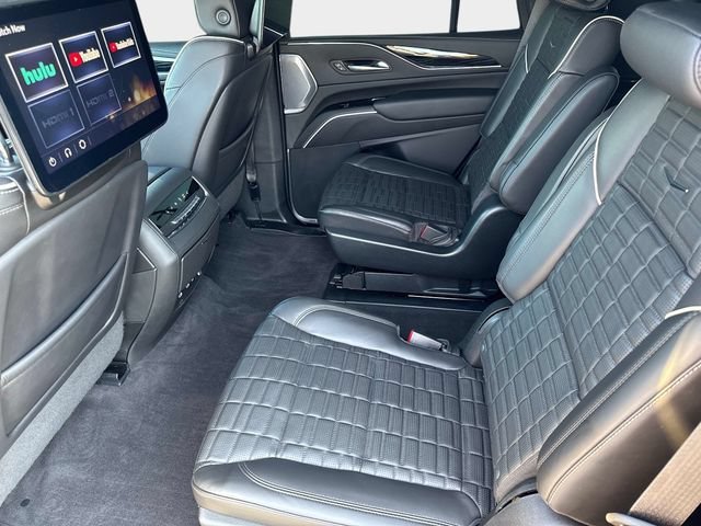 2023 Cadillac Escalade V-Series - Photo 15