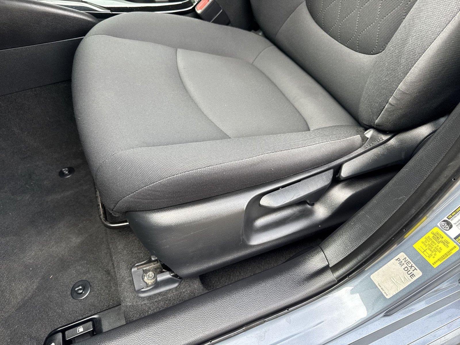 2021 Toyota Corolla LE - Photo 24
