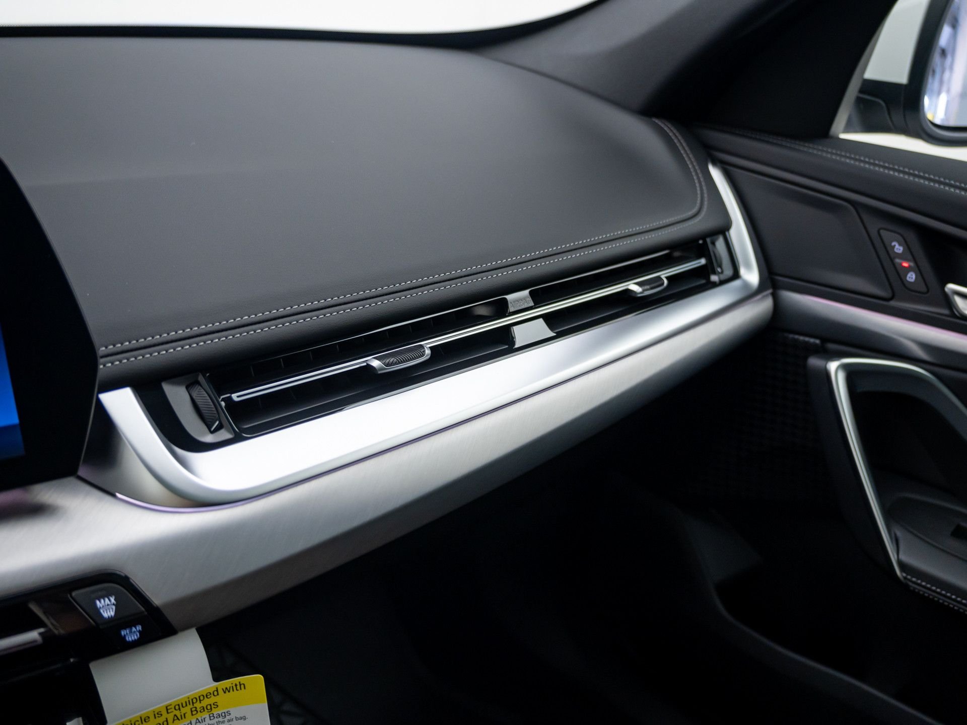 New 2026 Alpine White BMW xDrive28i image 28
