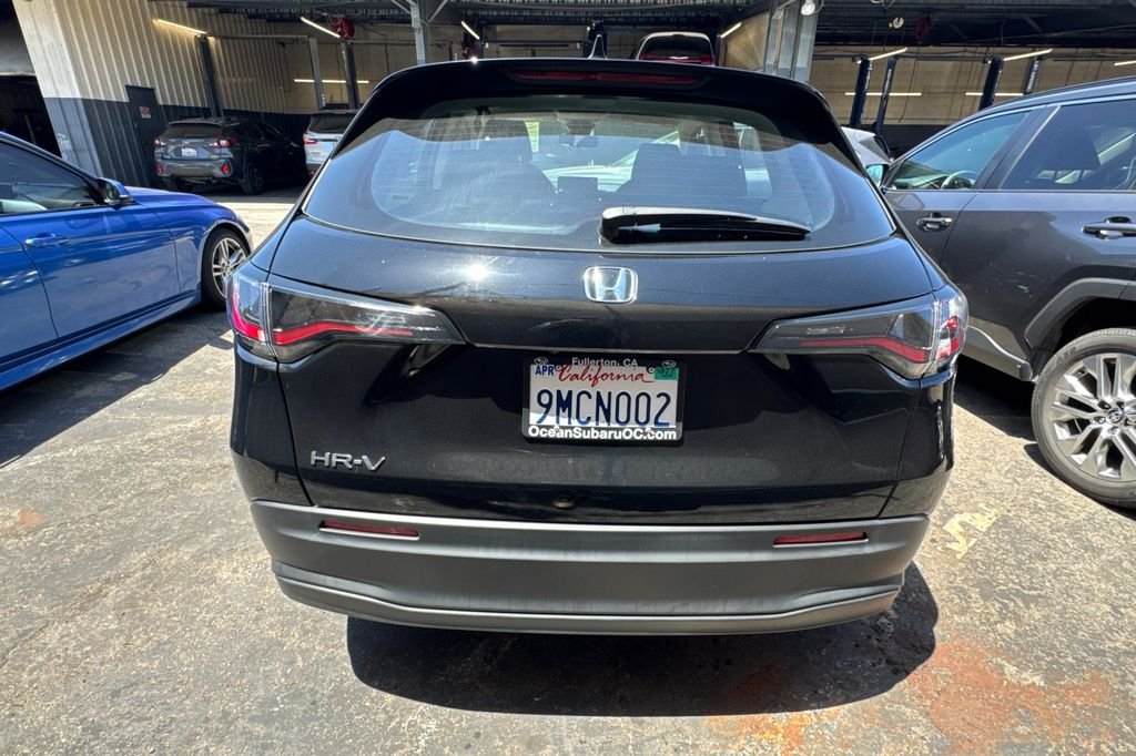 Used 2024  Honda LX image 8