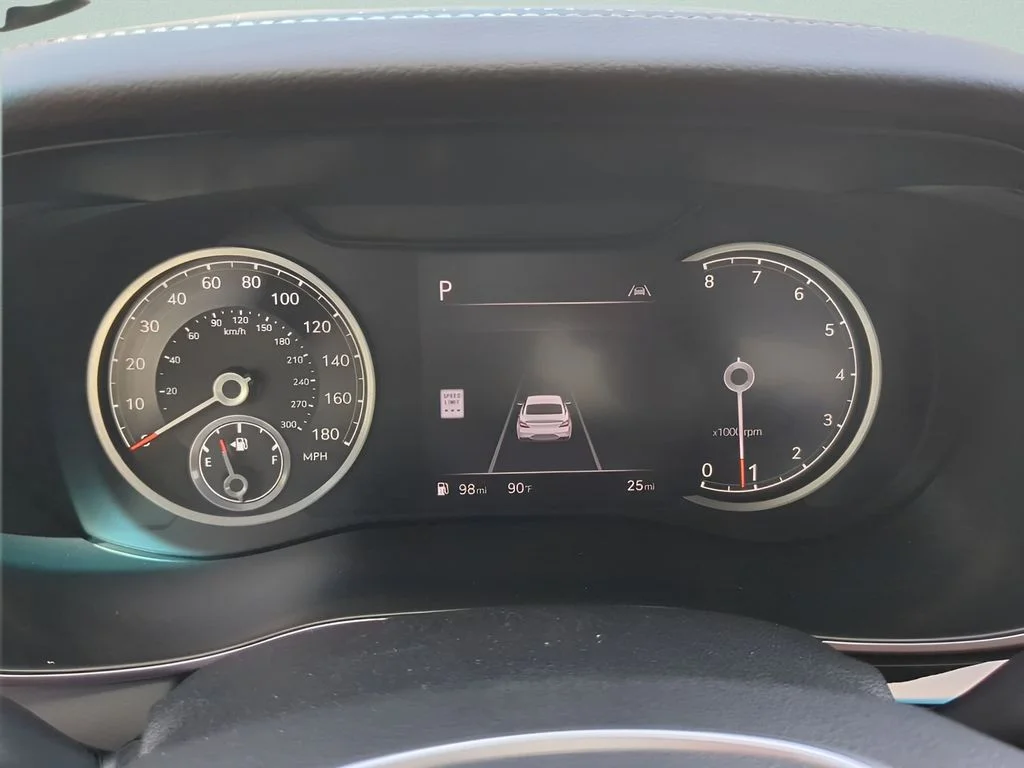 2026 GENESIS G70 Standard - Photo 25