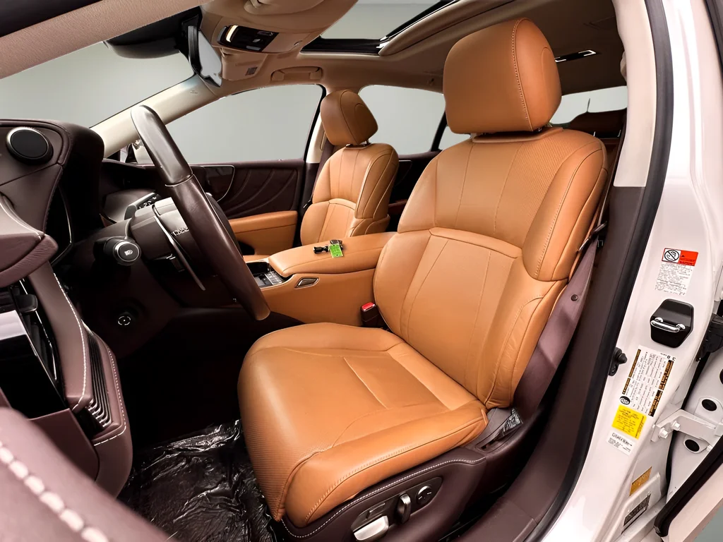 2020 Lexus LS Base - Photo 6