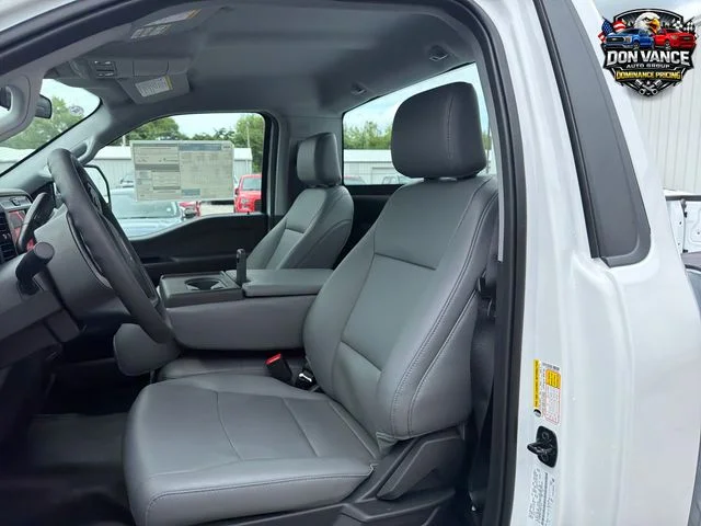 New 2026 Oxford White Ford F-250® XL image 9