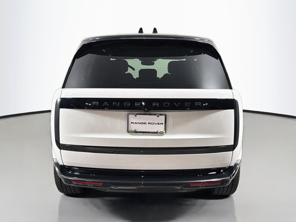 New 2026 White Land Rover SE image 6
