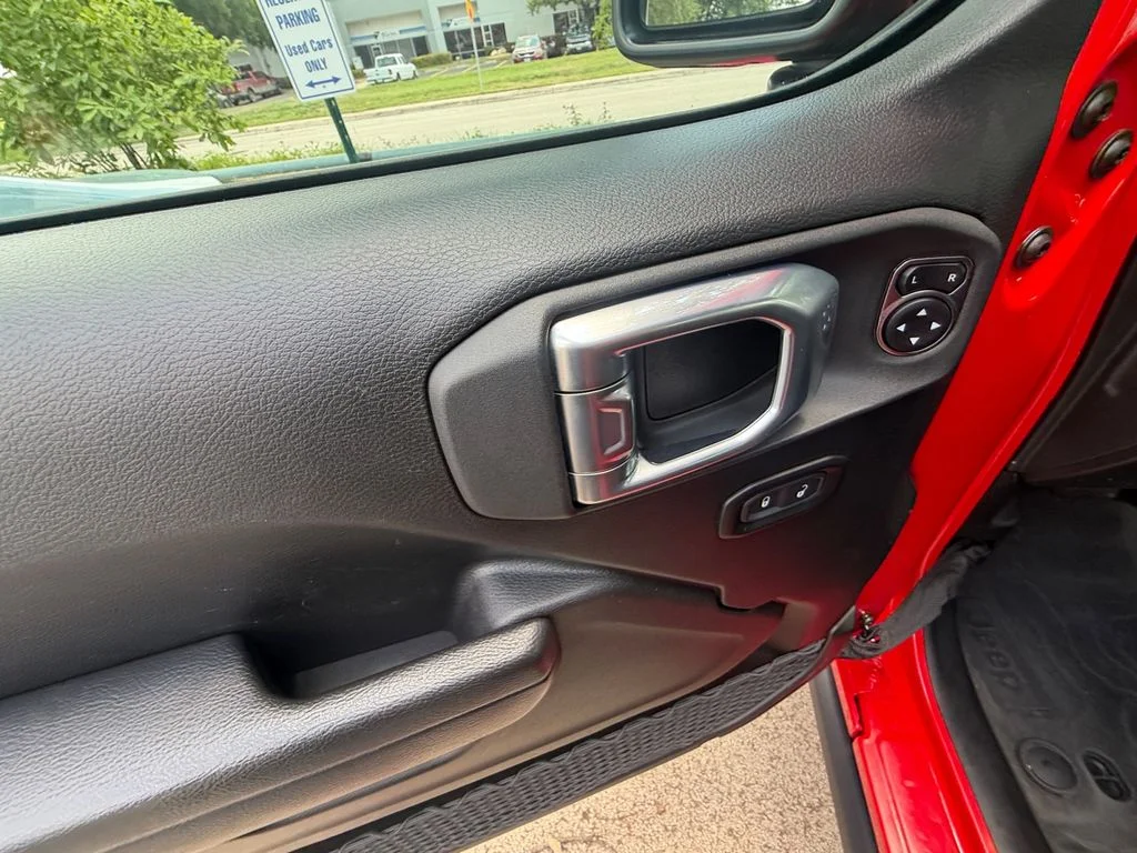 Used 2023 Red Jeep Rubicon 4xe image 11