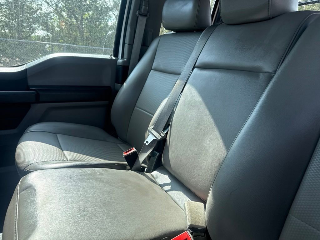 Used 2019 Oxford White Ford XL image 28