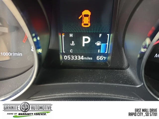 Used 2024 Silver Mitsubishi  image 16