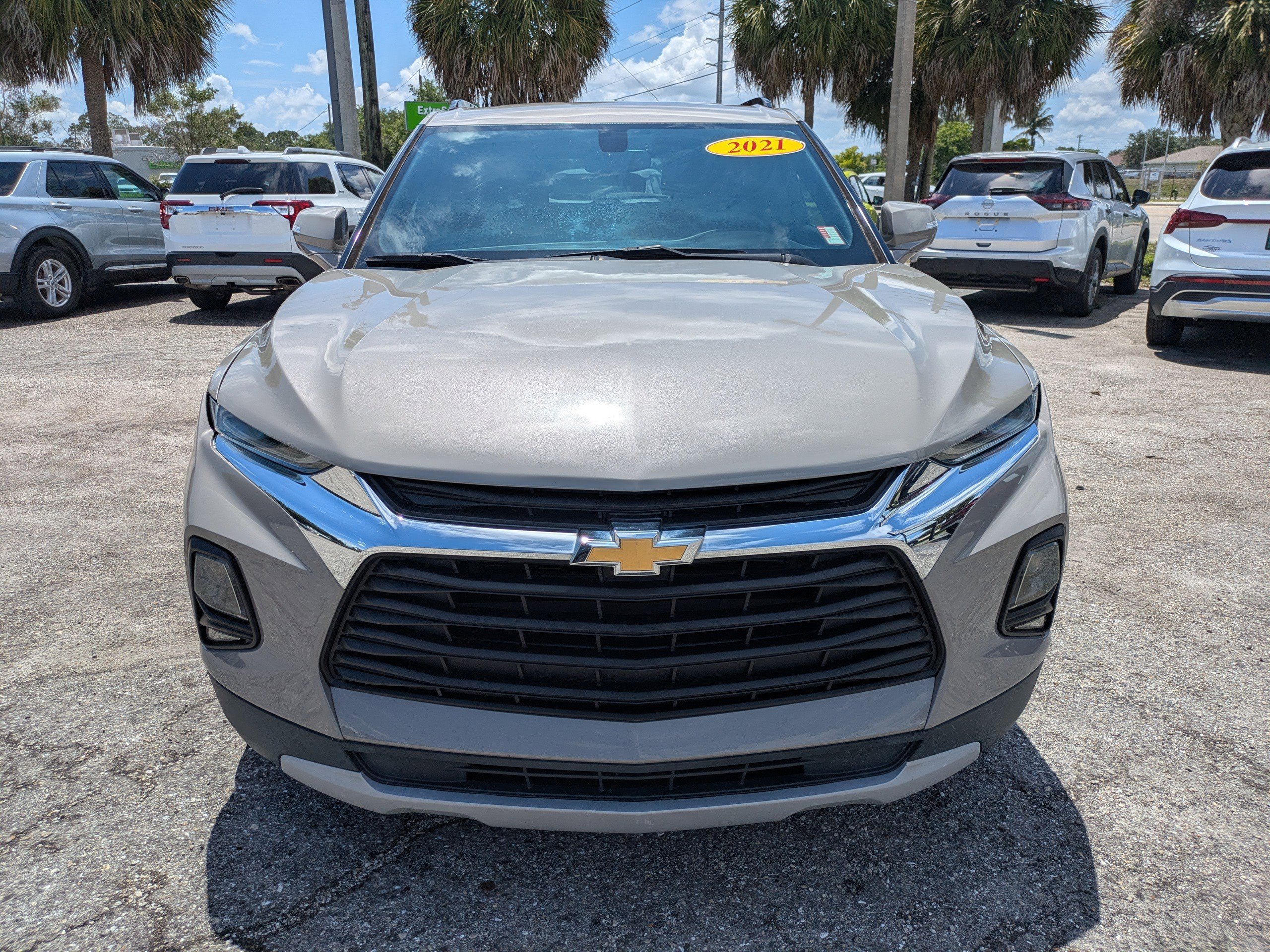 Used 2021 Pewter Metallic Chevrolet LT image 9