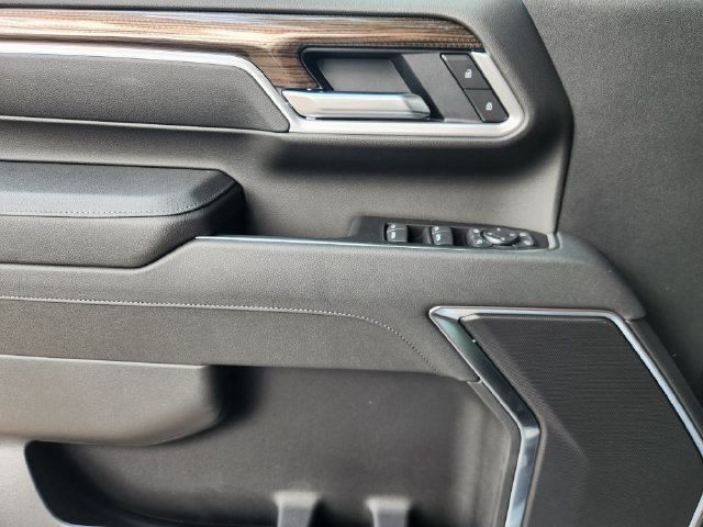 New 2026 Sterling Gray Metallic Chevrolet LT image 24