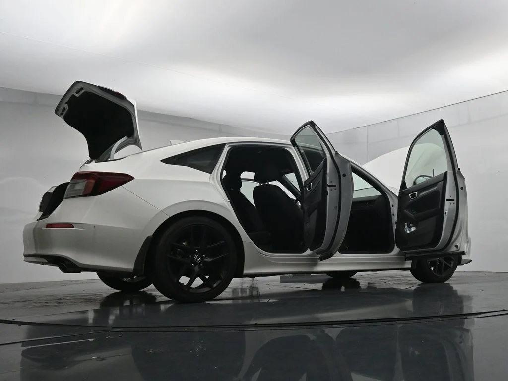 Used 2025 White Honda Sport image 28
