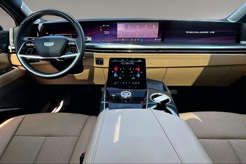 Used 2025 Black Cadillac Sport 2 image 15