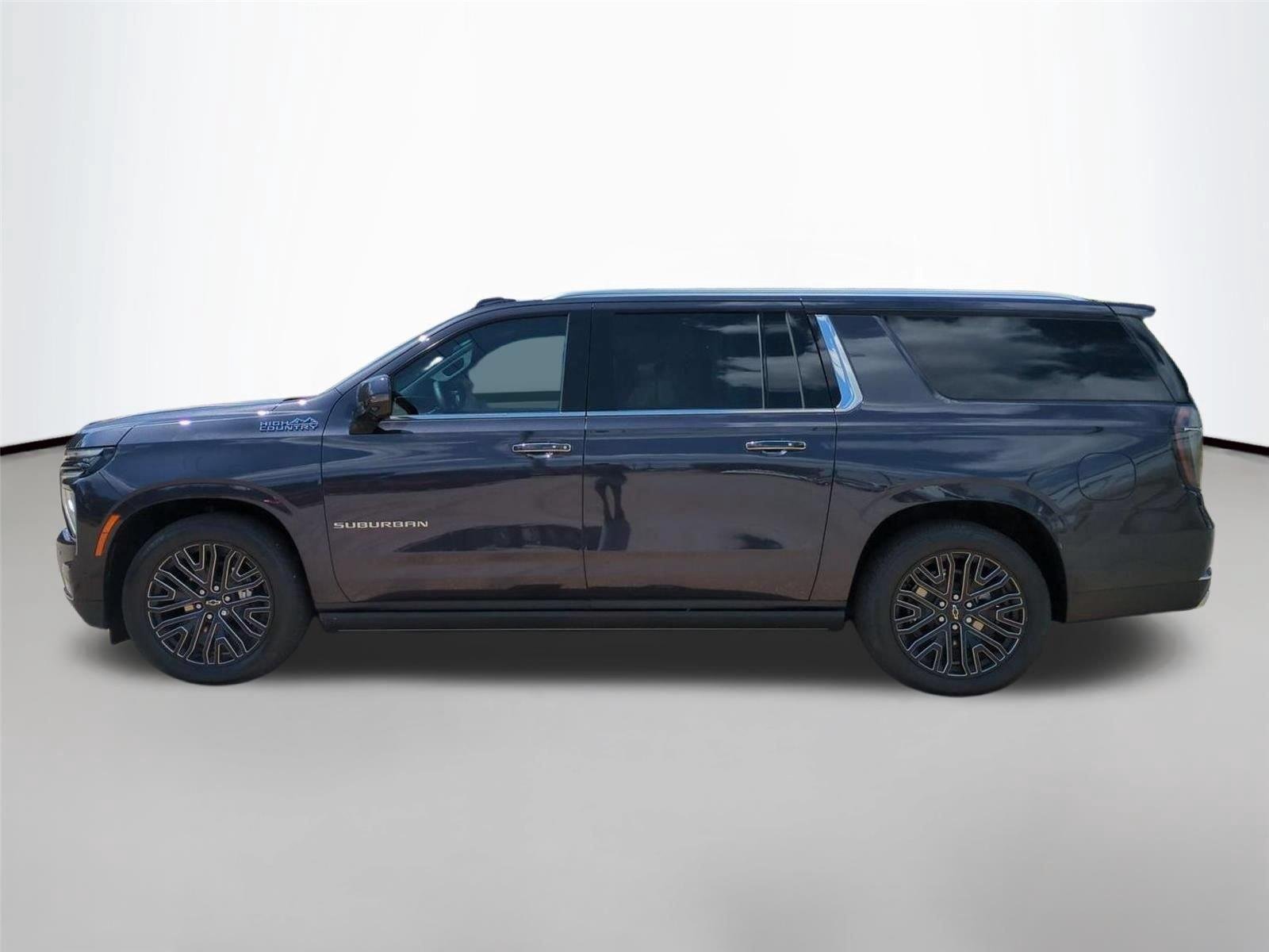 Used 2025 Lakeshore Blue Metallic Chevrolet High Country image 2