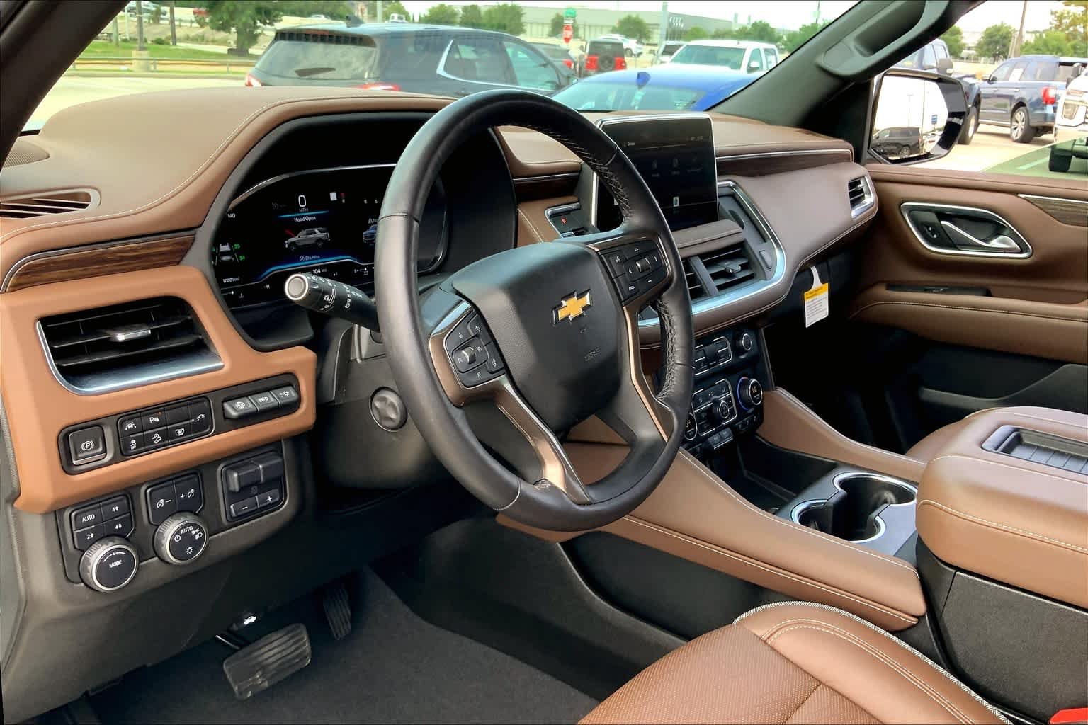 Used 2022 Summit White Chevrolet High Country image 15