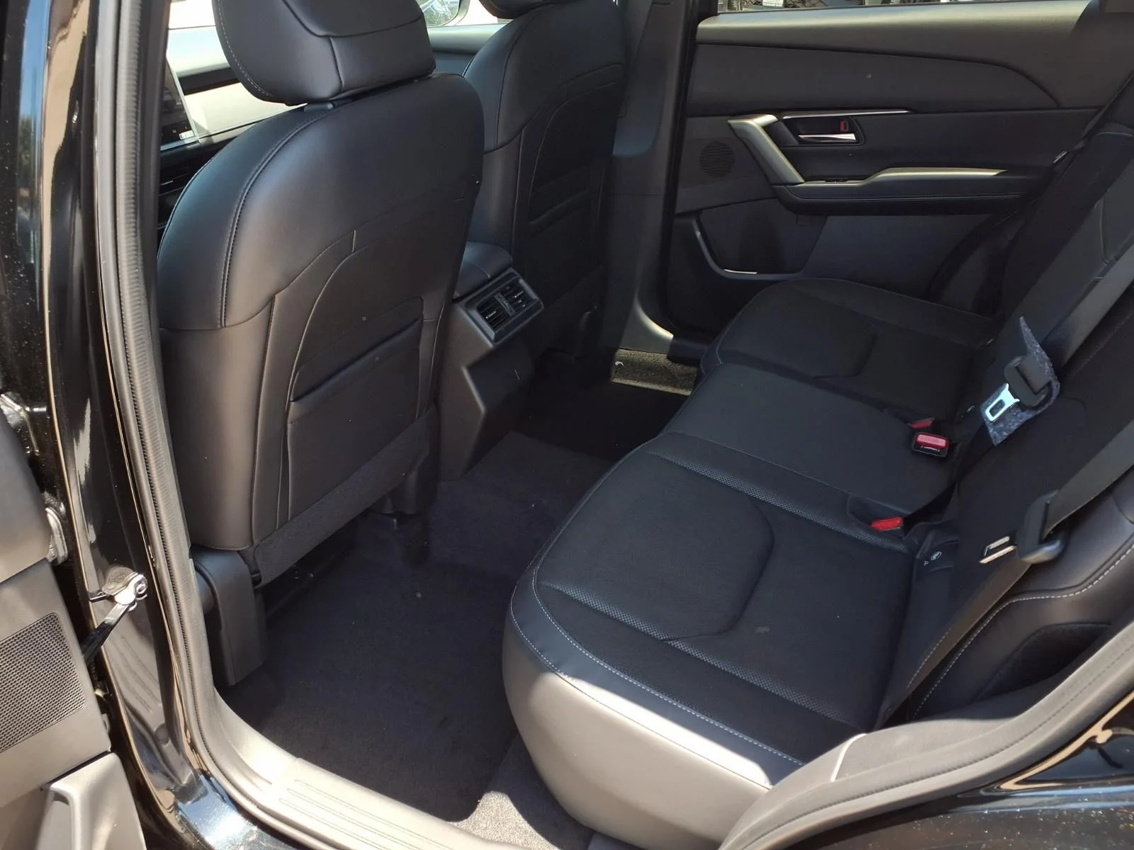 New 2026 Jet Black Mica Mazda 2.5 S Select AWD image 19