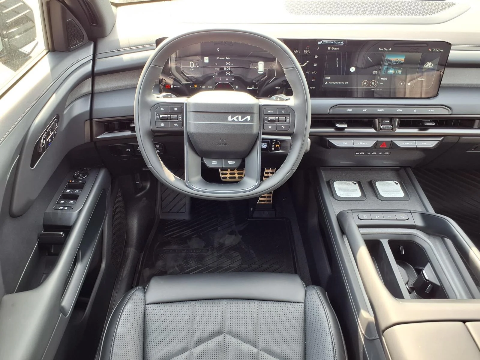 New 2027 Ebony Black Kia X-Line SX image 2
