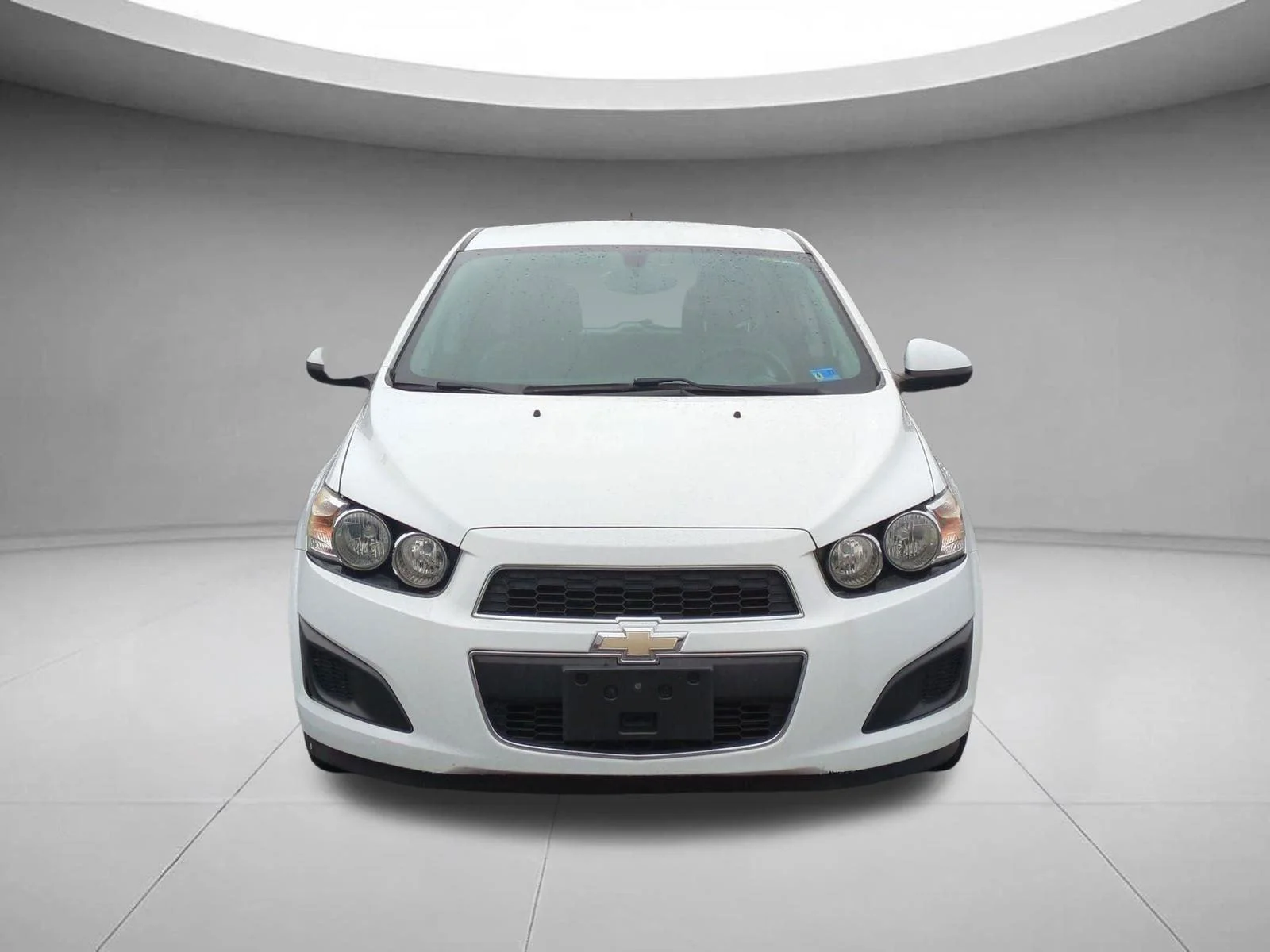 Used 2016 Summit White Chevrolet LS image 8