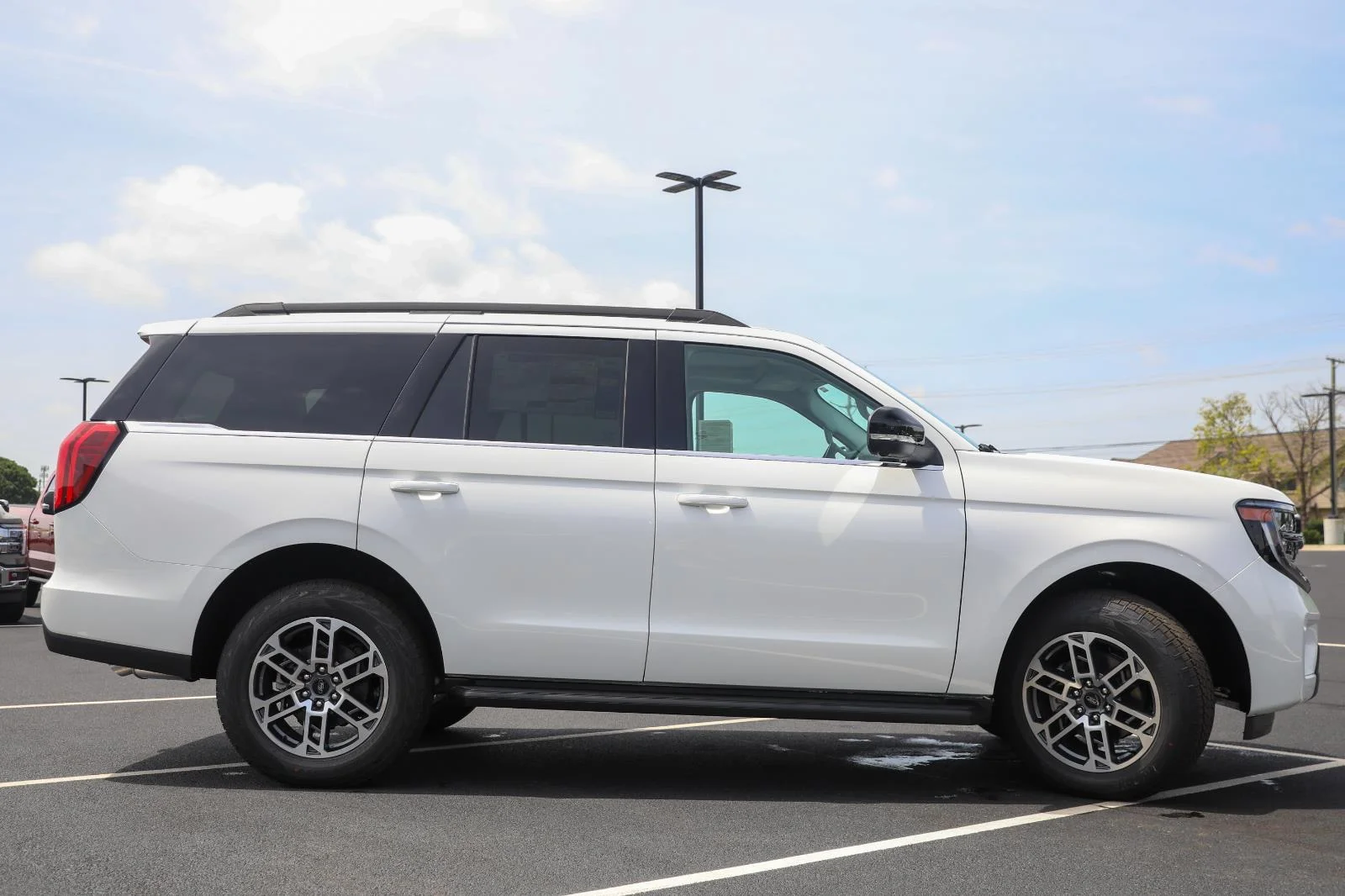 New 2026 Star White Metallic Tri-Coat Ford Active image 7