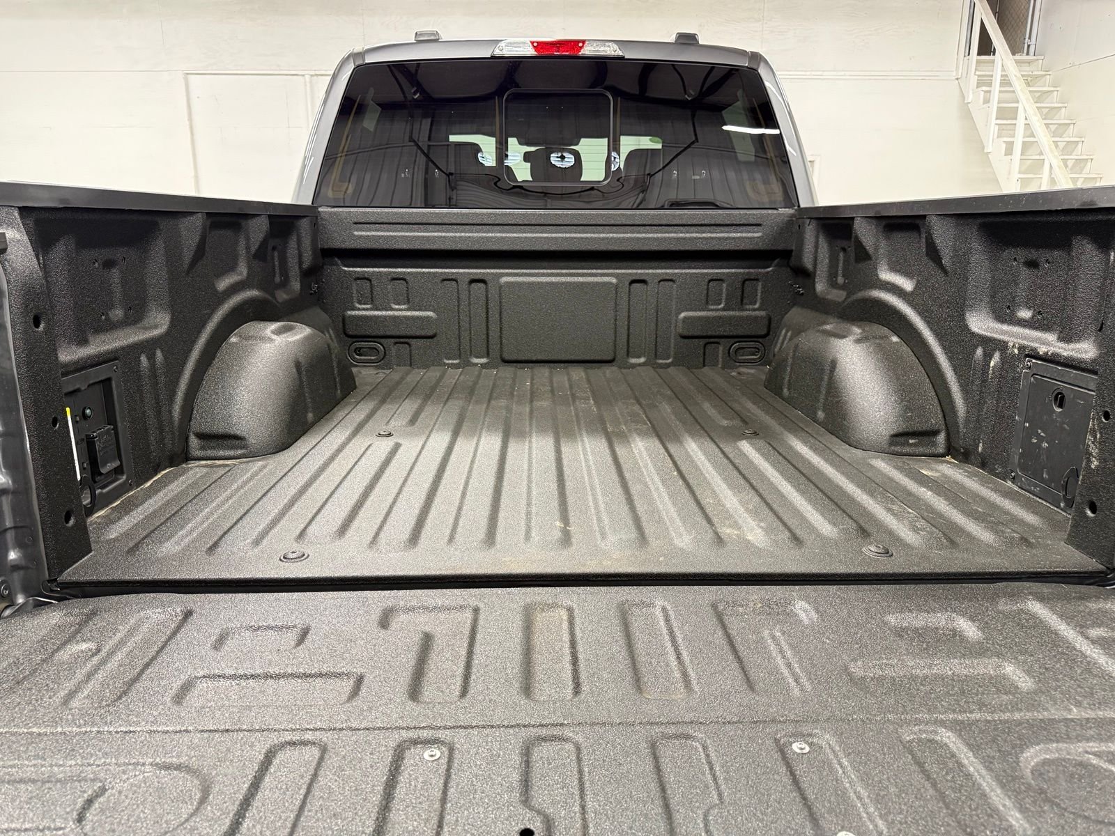 Used 2025 Gray Ford Tremor image 9