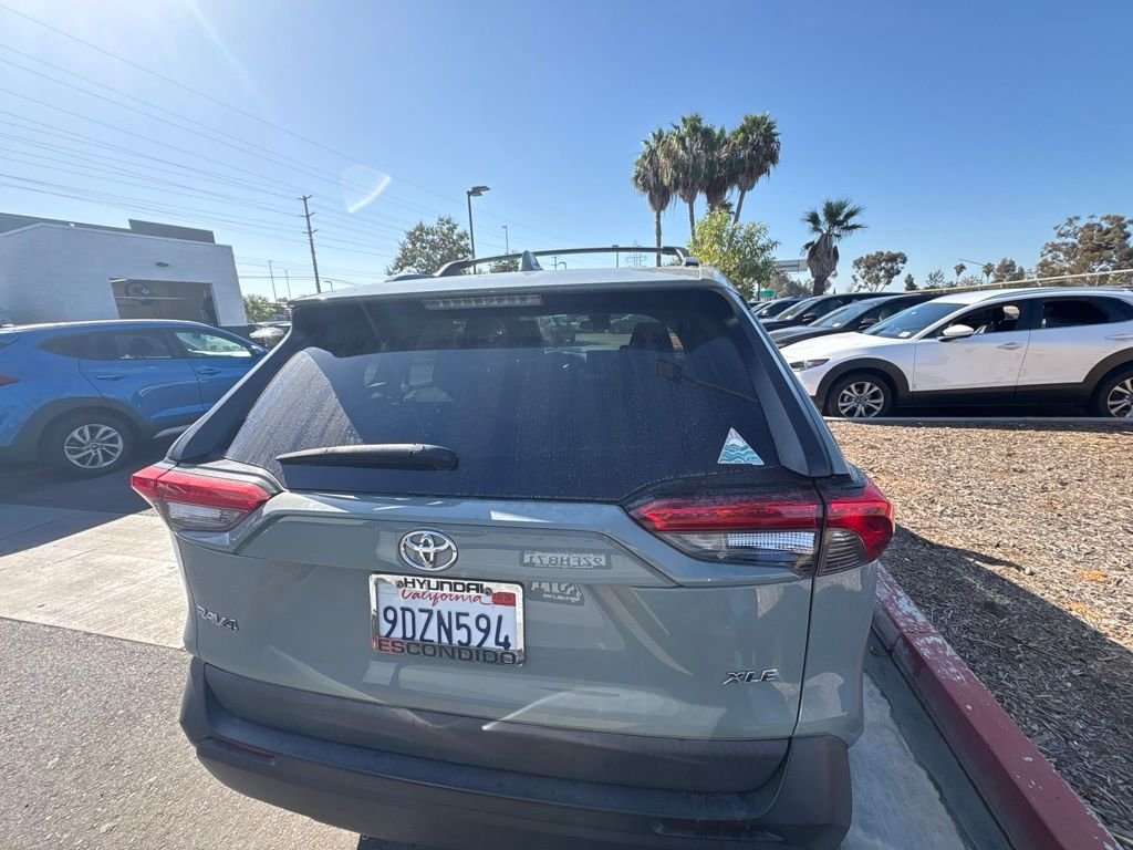 Used 2020 Lunar Toyota XLE image 8