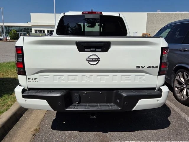 Used 2023 White Nissan SV image 4
