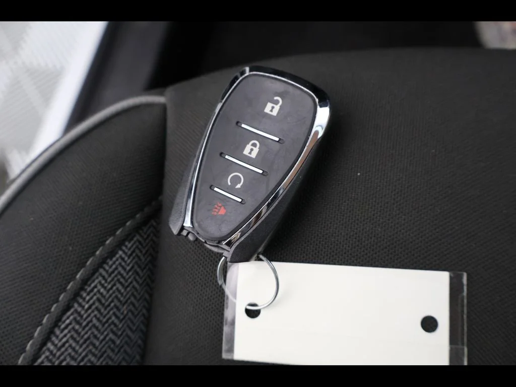 Used 2023 White Chevrolet LT image 28