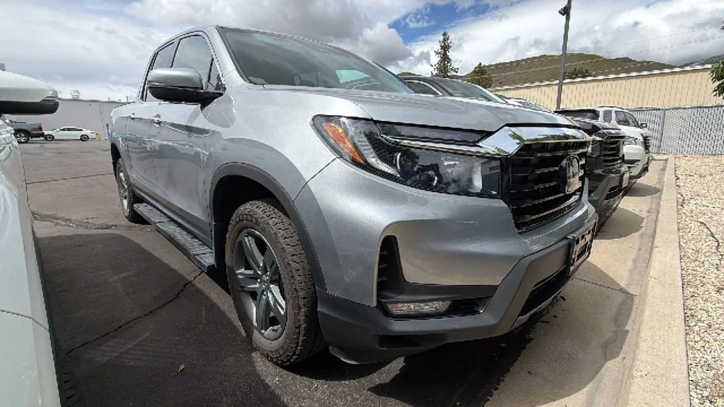 2023 Honda Ridgeline RTL-E AWD's photo