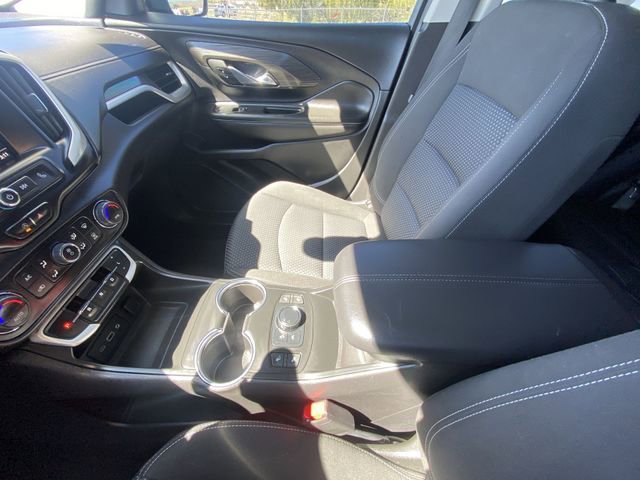 Used 2023 Sterling Metallic GMC SLE image 20
