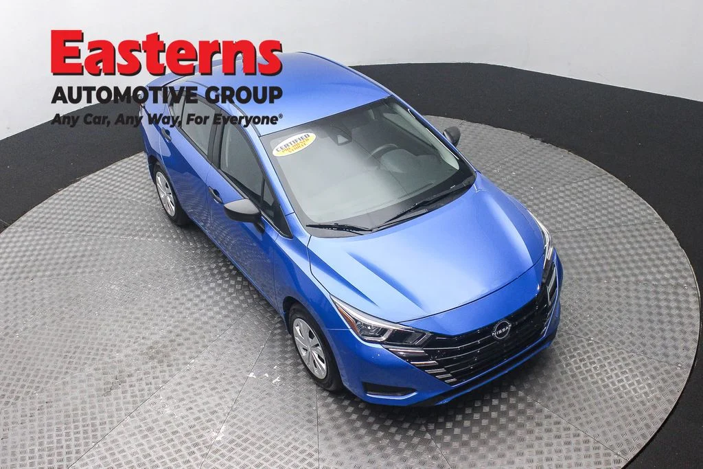 Used 2024 Blue Nissan 1.6 S image 3