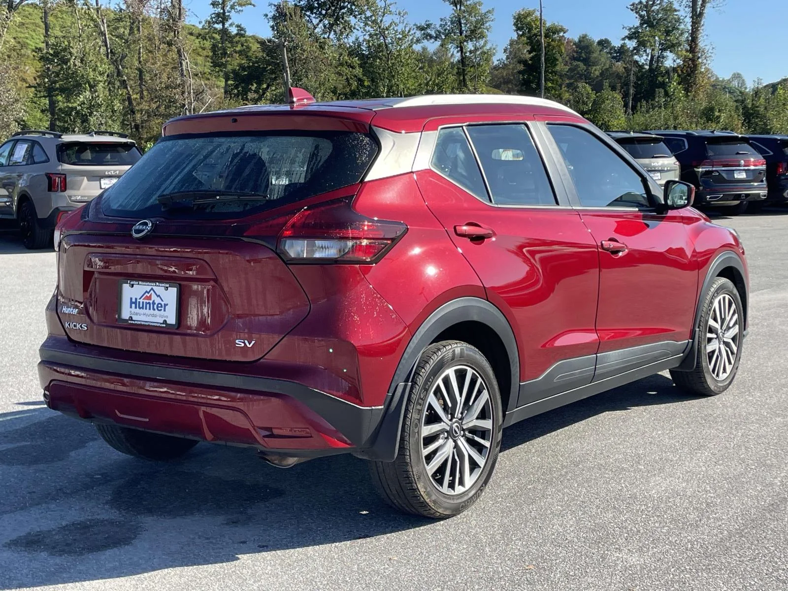 Used 2023 Scarlet Ember Tintcoat Nissan SV image 26