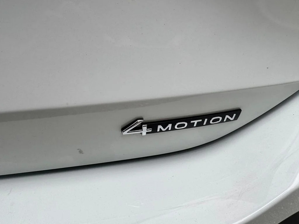 Used 2026 White Volkswagen SE image 26