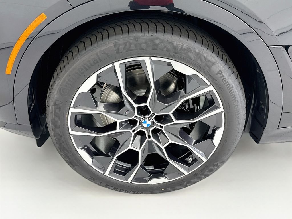 New 2027 Black Sapphire Metallic BMW xDrive40i image 29