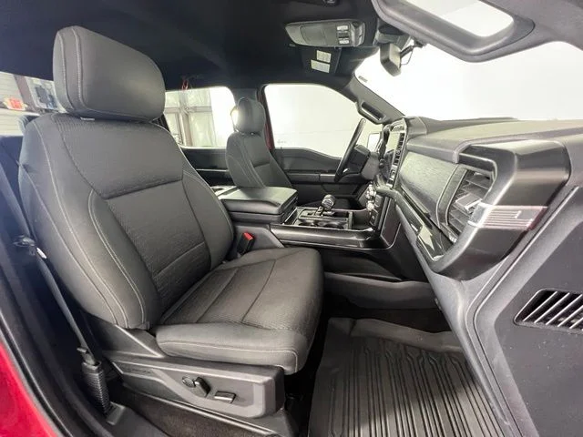 Used 2021 Red Ford XLT image 45