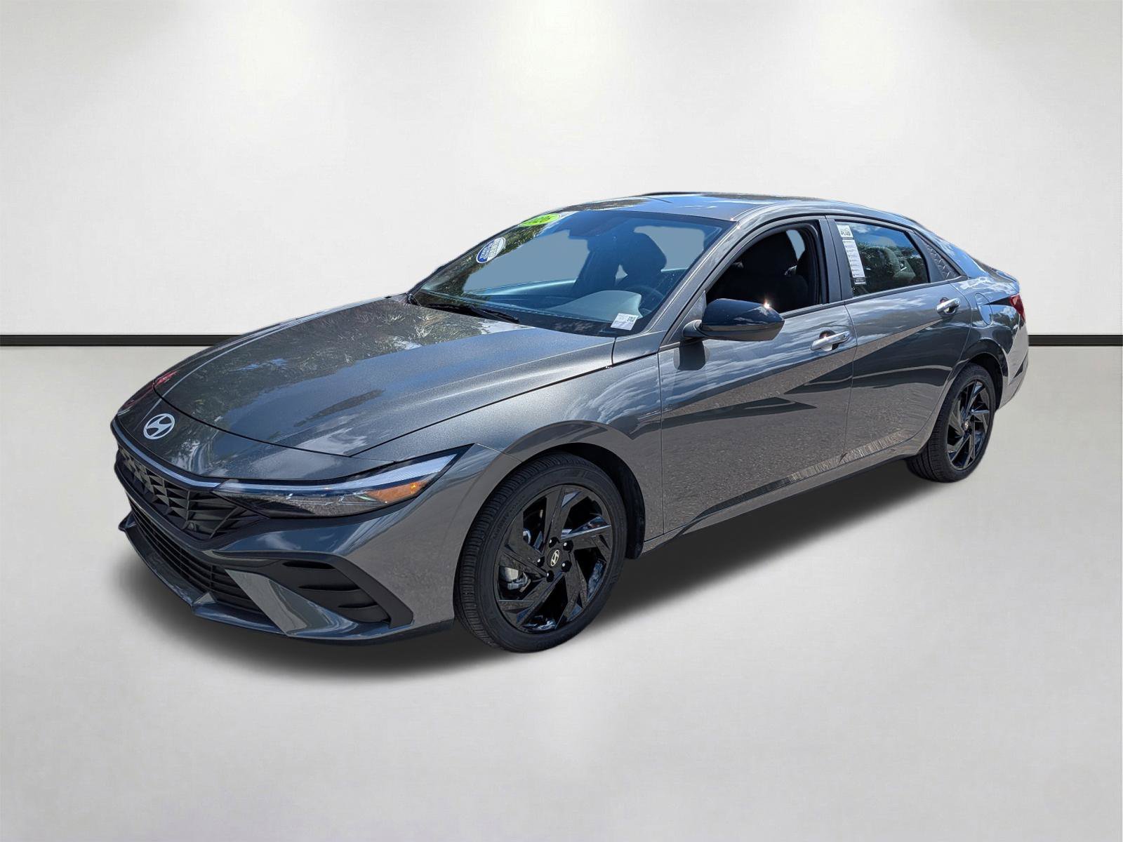 Certified Used 2026 Amazon Gray Hyundai SEL Sport image 8