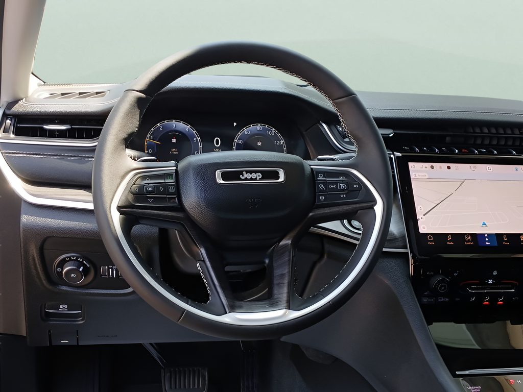 Used 2023 Gray Jeep Limited image 10
