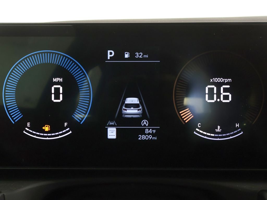 Used 2025 Blue Hyundai SE image 31