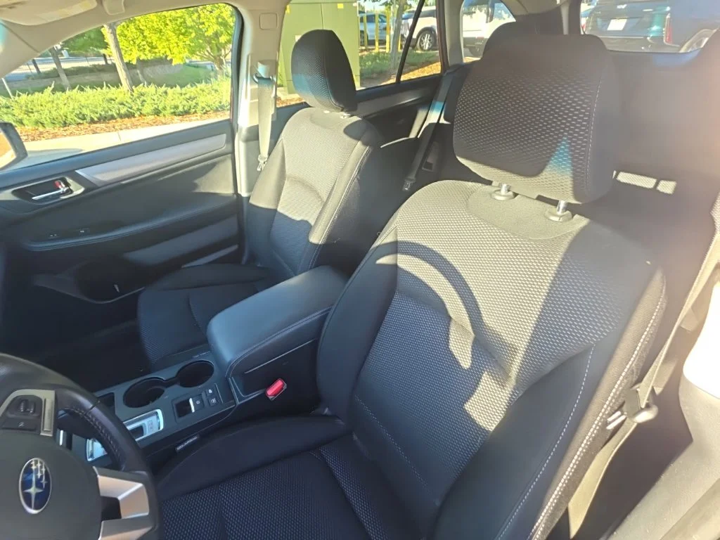 Used 2015 Red Subaru 2.5i Premium image 13
