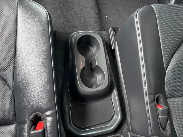 2024 Toyota Highlander Platinum - Photo 32
