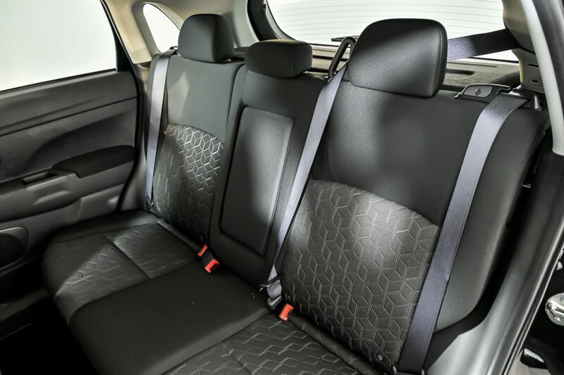 2024 Mitsubishi Outlander Sport ES - Photo 14