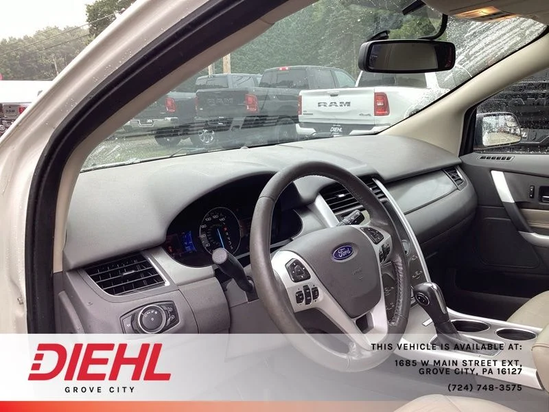 Used 2013 White Ford SEL image 19