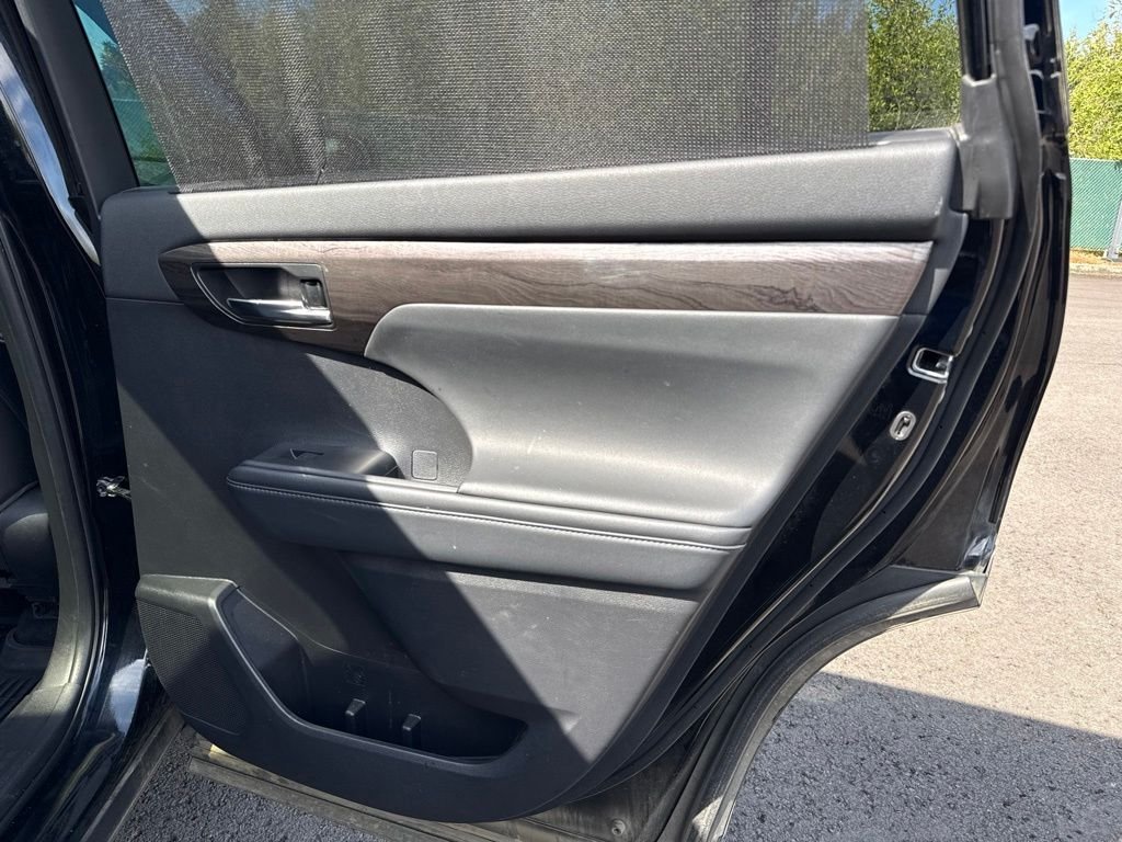 Used 2022 Midnight Black Metallic Toyota Platinum image 23