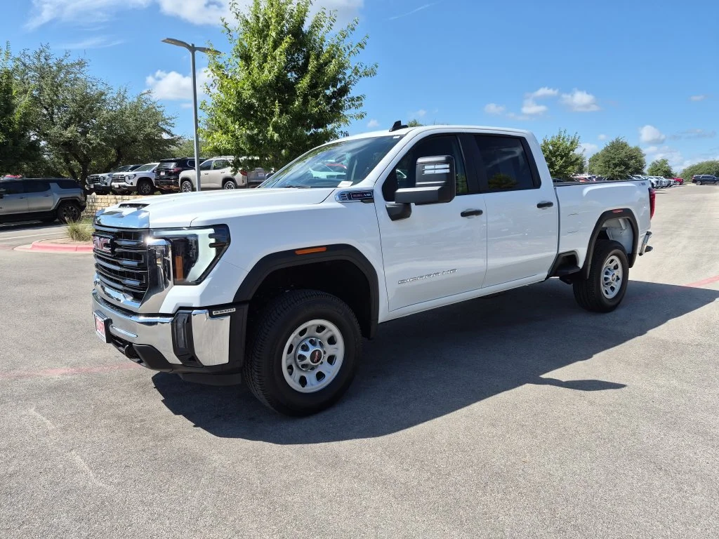 Used 2026 Summit White GMC Pro image 3